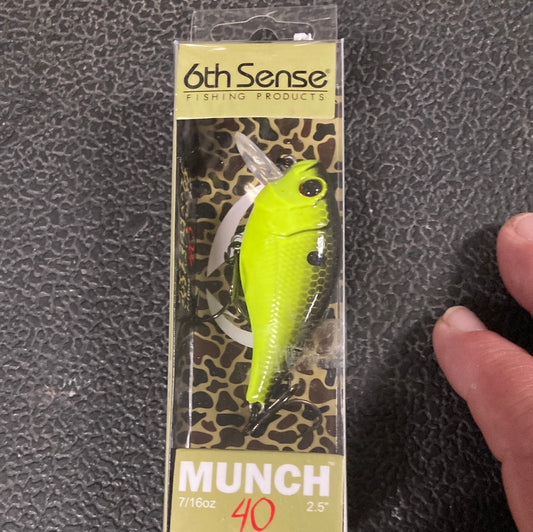 6th Sense Munch 40 - 7/16 oz. 2.5" Chartreuse Black Back