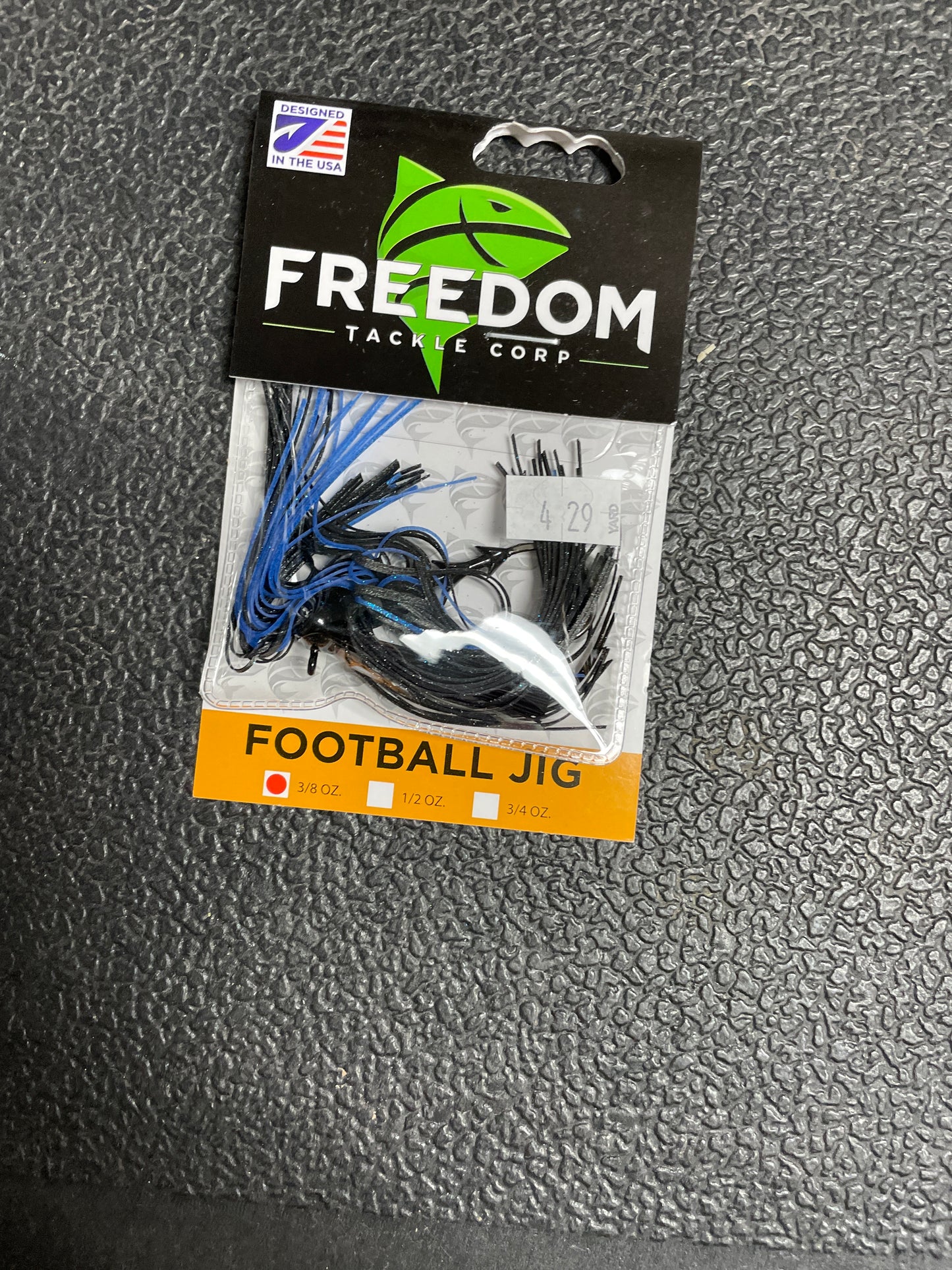 Freedom Tackle Corp 3/8oz Football Jig Black Blue/ Bleu Noir