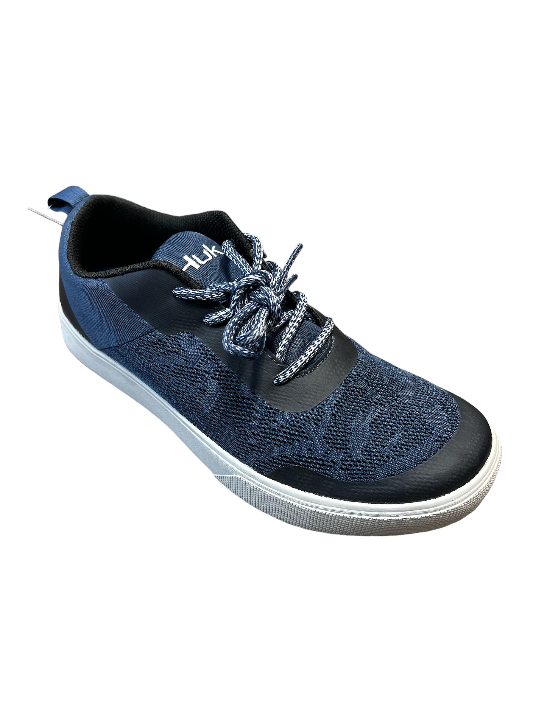 Huk fishing shoes online